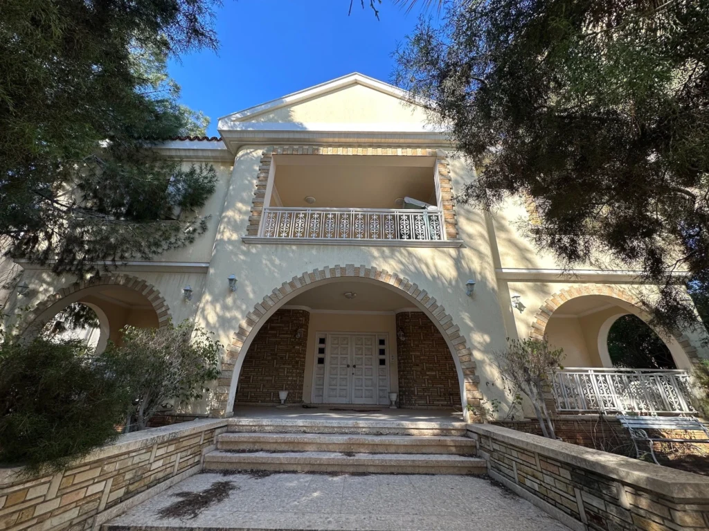 5 Bedroom House for Sale in Limassol District