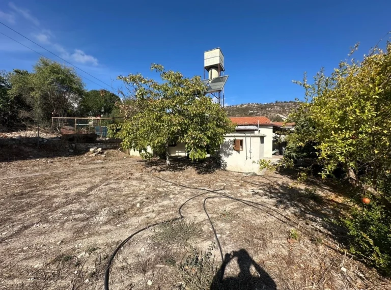 2 Bedroom House for Sale in Salamiou, Paphos District