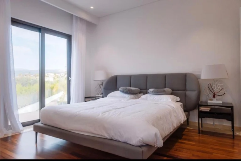 4 Bedroom House for Sale in Sea Caves, Paphos District