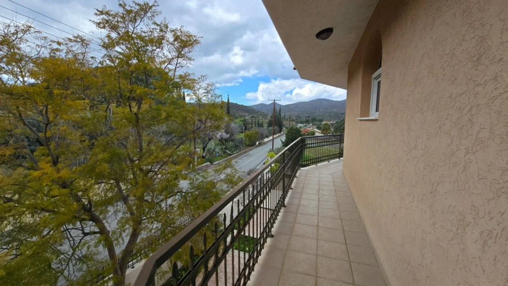 500m² House for Sale in Asgata, Limassol District