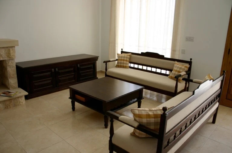 3 Bedroom House for Rent in Vouni, Limassol District