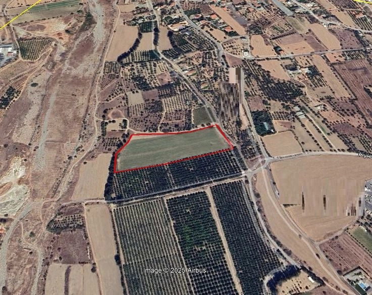 18,879m² Plot for Sale in Erimi, Limassol District