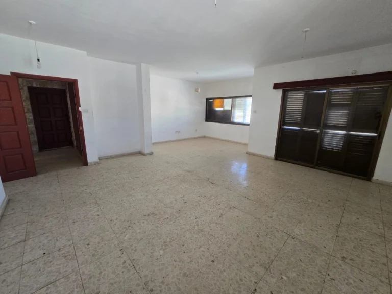 690m² Apartment for Sale in Paphos District