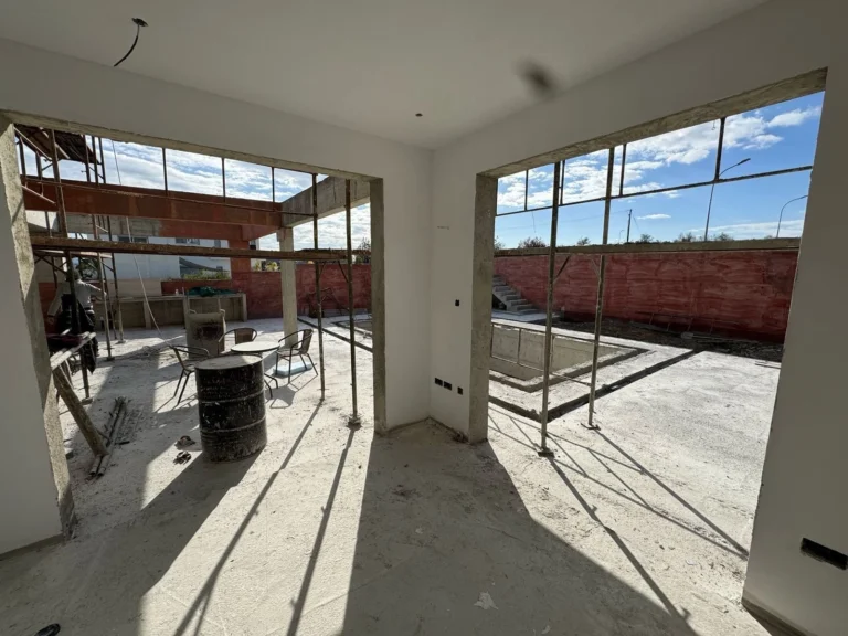 Cheap Houses and Villas for Sale Limassol up to 700000 euro