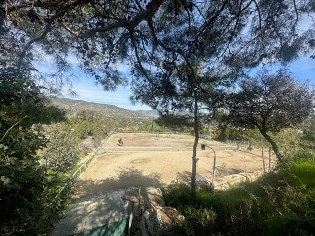 Plots of Land for Sale