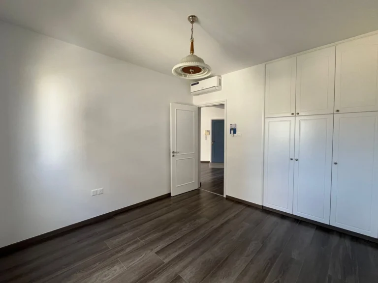 1 Bedroom Apartment for Sale in Tombs Of the Kings, Paphos District