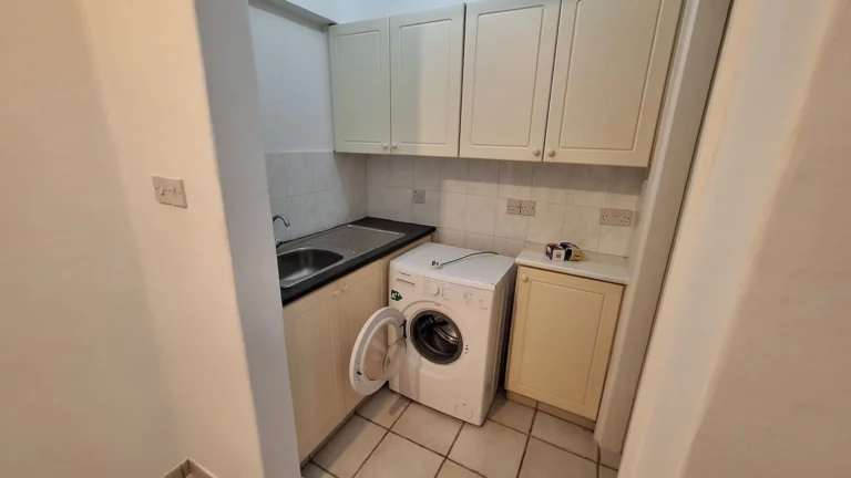 5 Bedroom House for Rent in Chlorakas, Paphos District