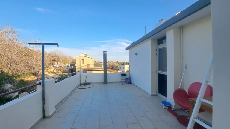 5 Bedroom House for Sale in Armou, Paphos District