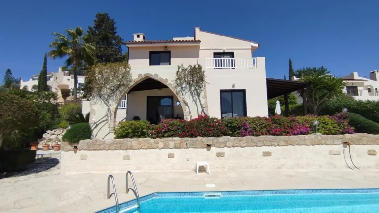 Cheap Houses and Villas for Sale Paphos up to 700000 euro