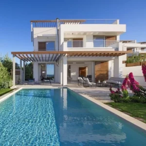 5 Bedroom House for Sale in Latchi (Lakki / Latsi), Paphos District