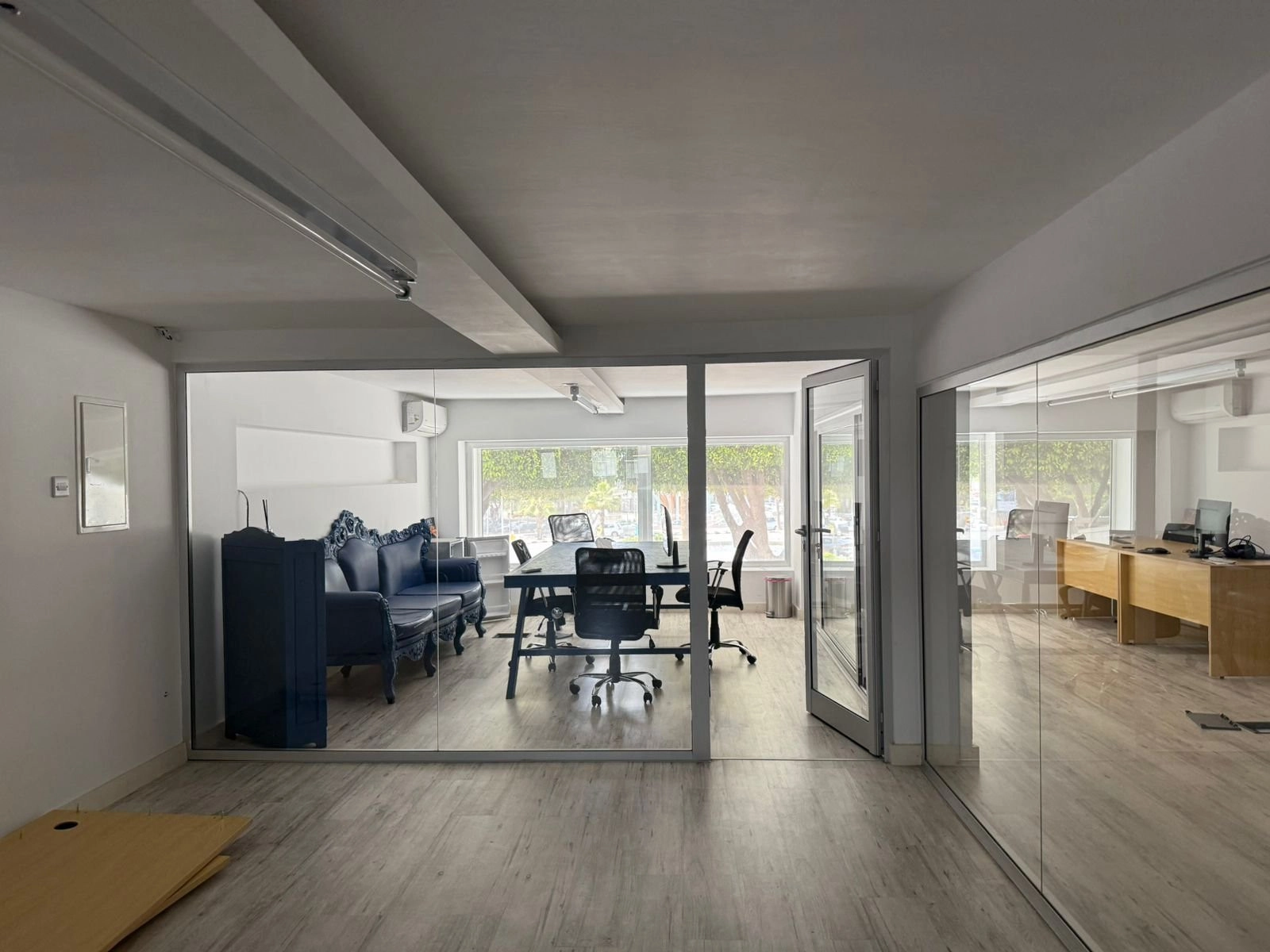 100m² Office for Rent in Limassol District