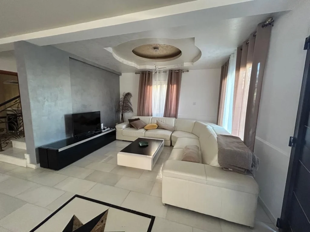 530m² House for Rent in Potamos Germasogeias, Limassol District