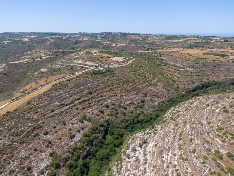 37,711m² Plot for Sale in Pano Arodes, Paphos District