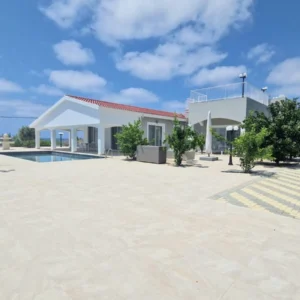 4 Bedroom House for Sale in Sea Caves, Paphos District