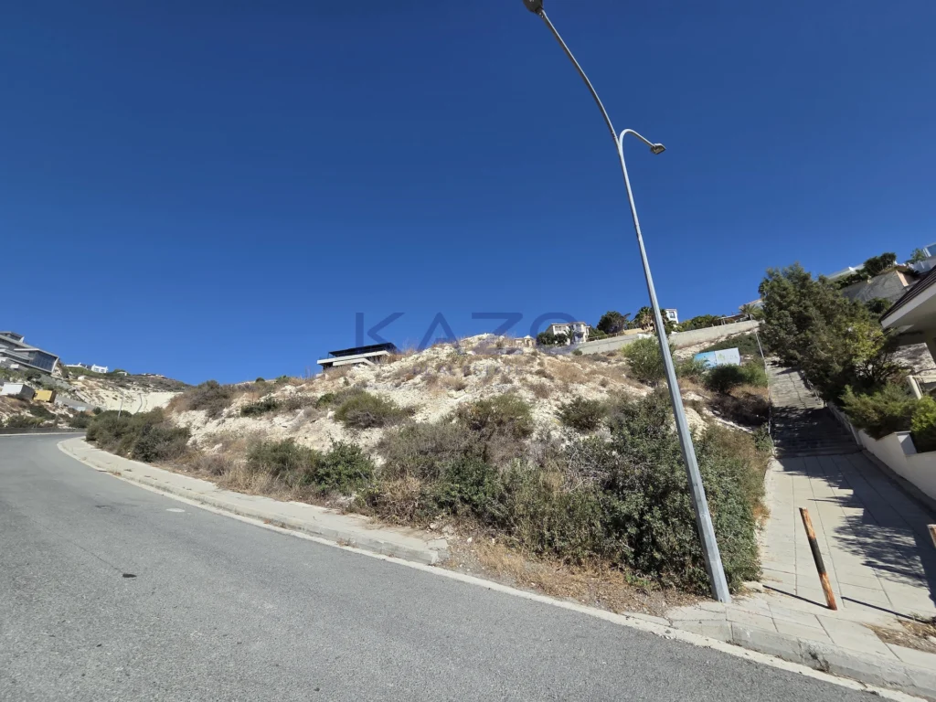 786m² Plot for Sale in Agios Tychonas, Limassol District