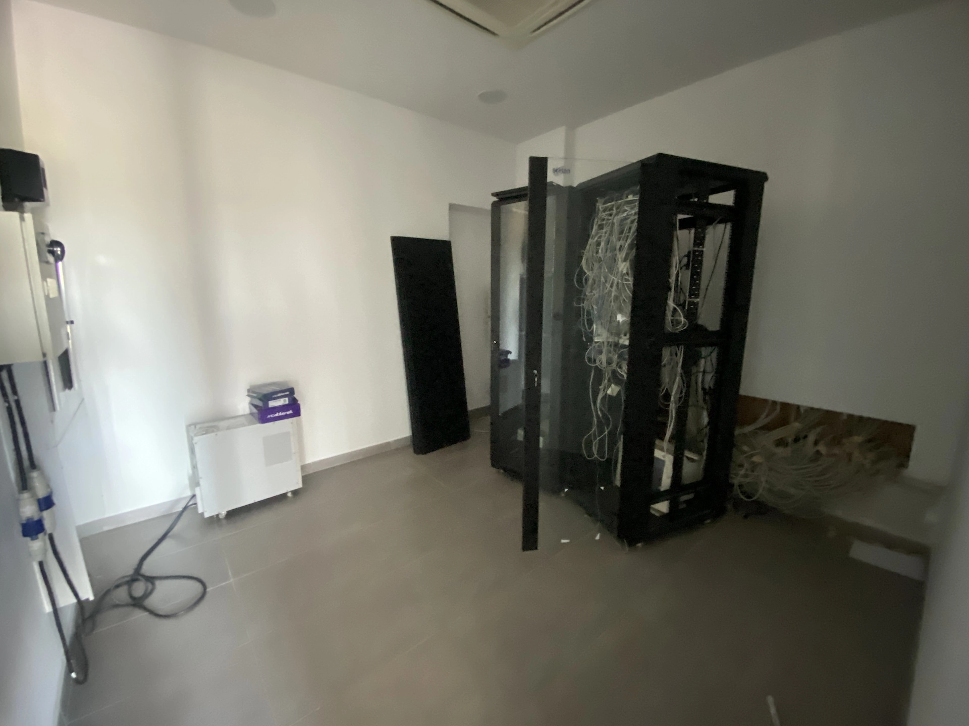 277m² Office for Rent in Paphos District