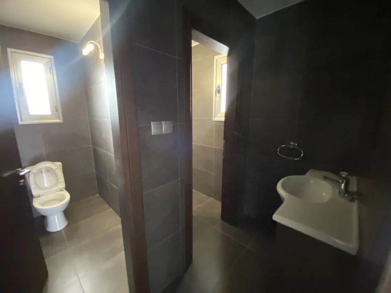 277m² Office for Rent in Paphos District