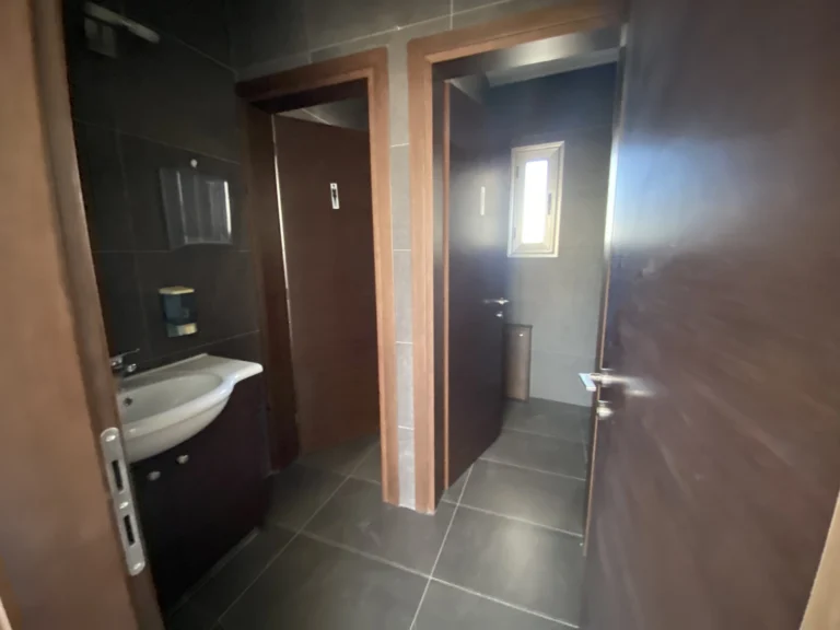 191m² Office for Rent in Paphos District