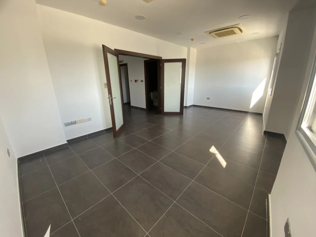 277m² Office for Rent in Paphos District