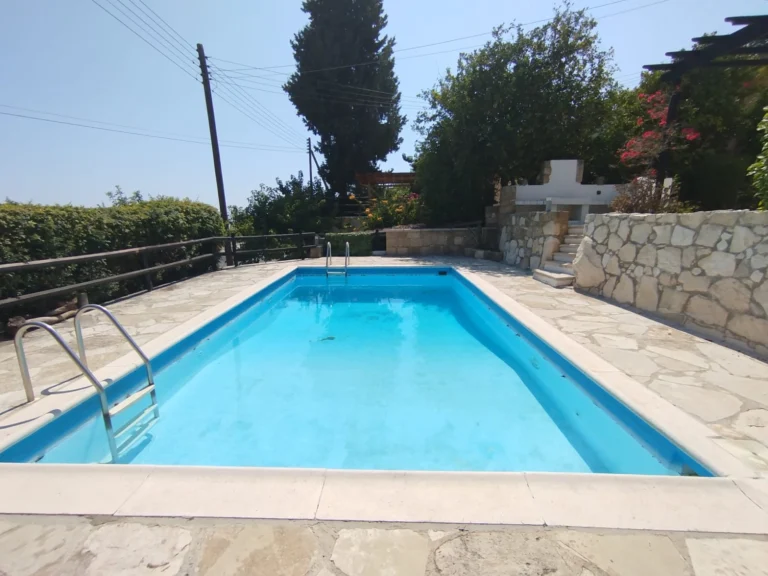 Cheap Houses and Villas for Sale Paphos up to 400000 euro
