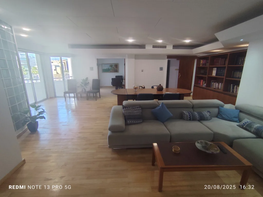 3 Bedroom Apartment for Rent in Limassol – Agia Zoni