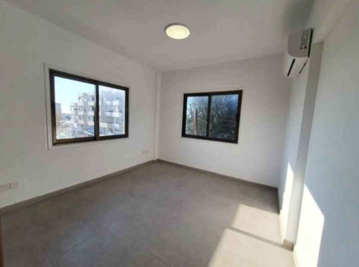 65m² Office for Rent in Paphos – Agios Theodoros