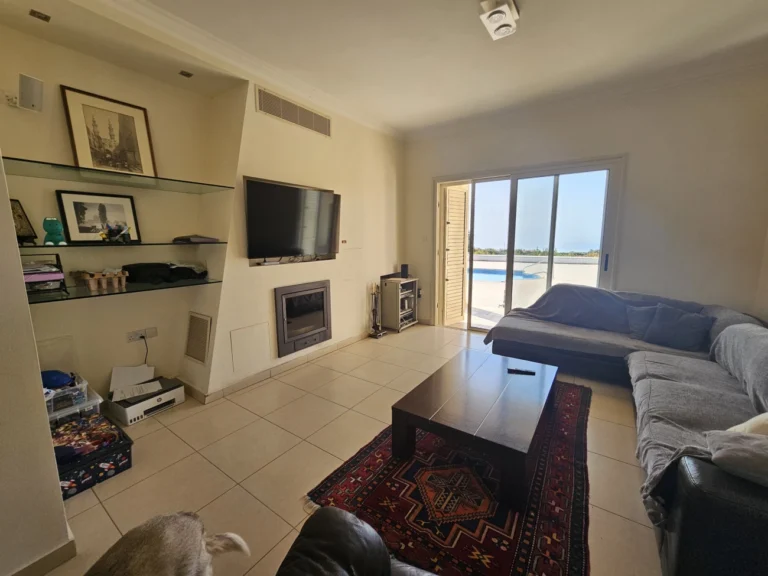 6+ Bedroom House for Rent in Pegeia, Paphos District