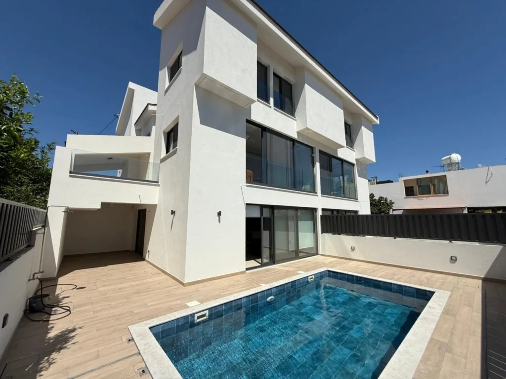 5 Bedroom House for Rent in Paphos District