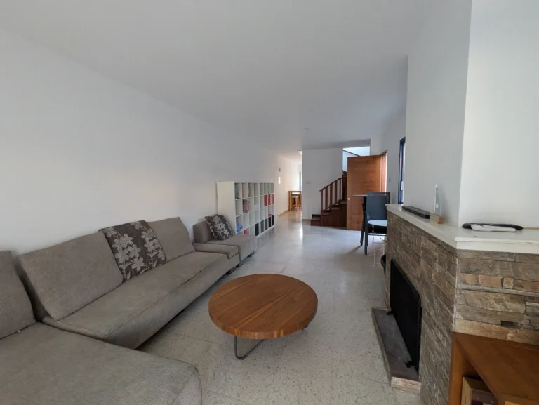 2 Bedroom House for Rent in Geroskipou, Paphos District