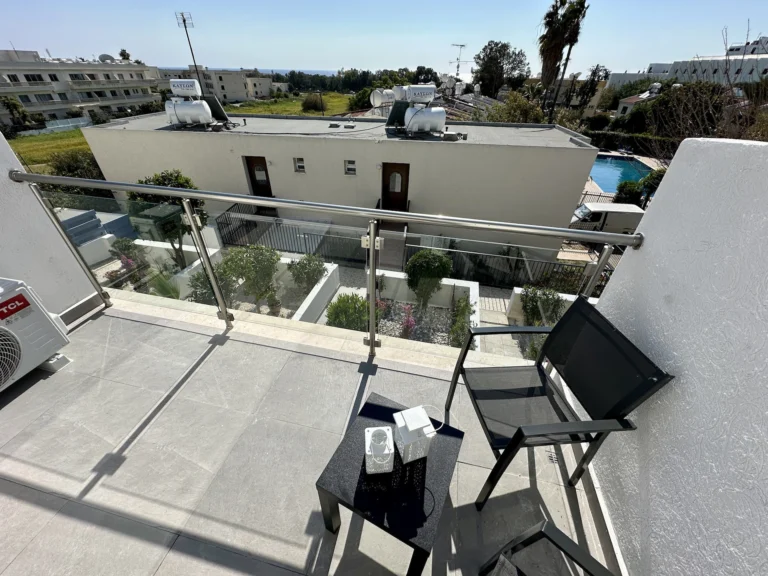 2 Bedroom House for Sale in Tombs Of the Kings, Paphos District