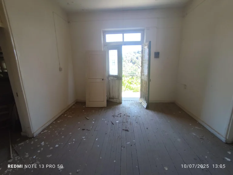 5 Bedroom House for Sale in Lemithou, Limassol District