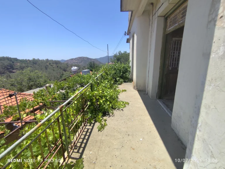 5 Bedroom House for Sale in Lemithou, Limassol District