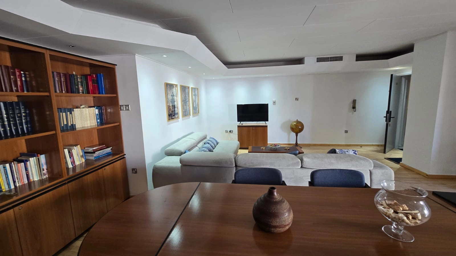 135m² Office for Rent in Limassol – Agia Zoni