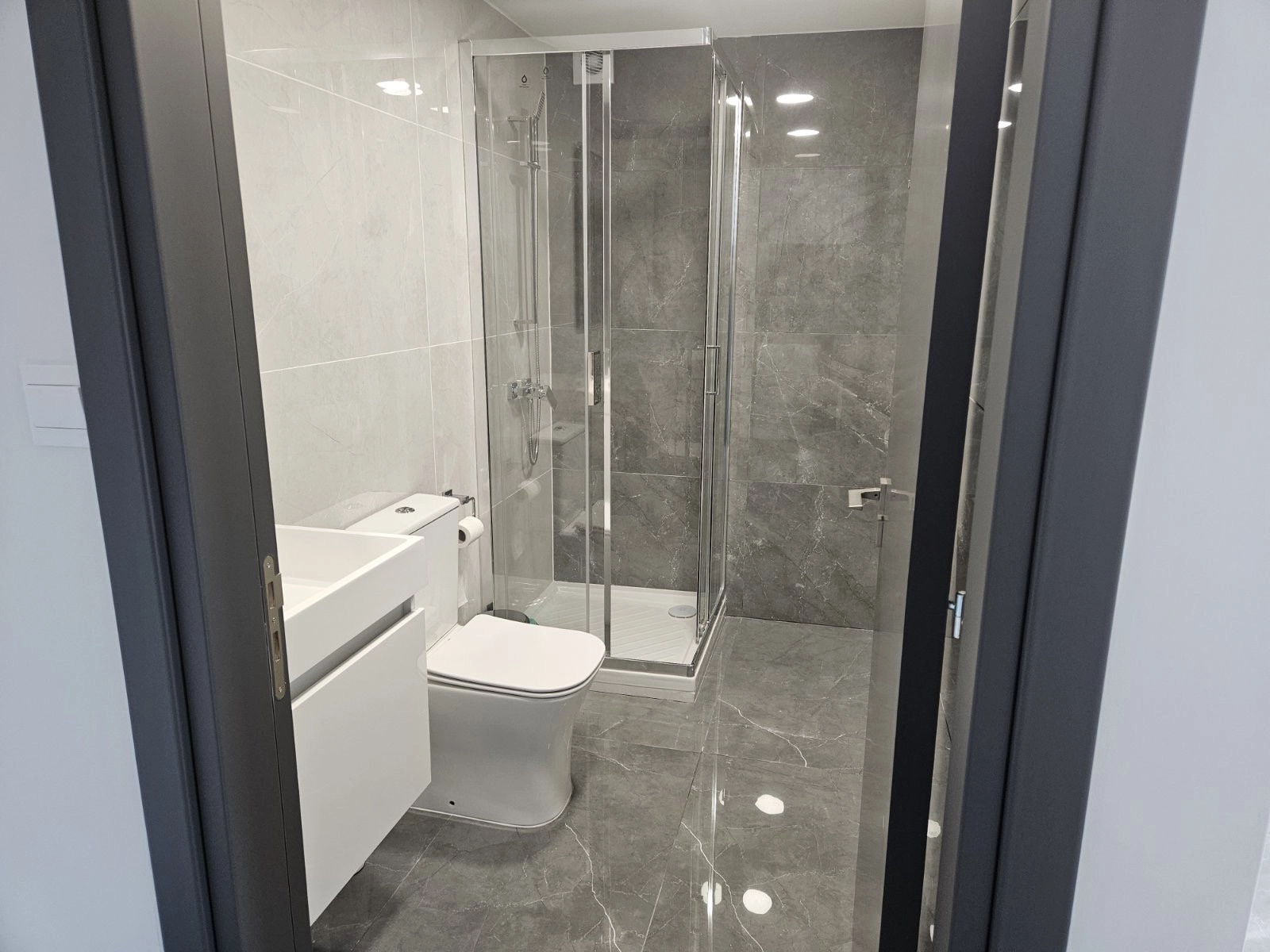 75m² Office for Rent in Limassol District