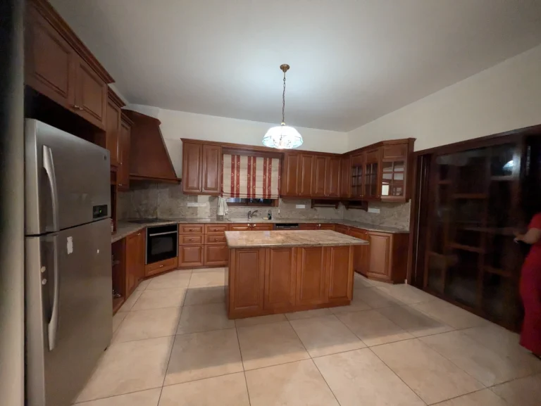 3 Bedroom Apartment for Rent in Paphos District