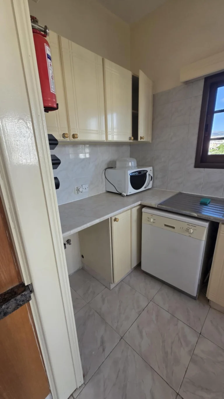 4 Bedroom House for Rent in Chlorakas, Paphos District