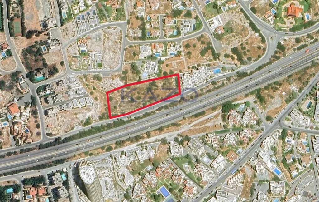 7,782m² Plot for Sale in Agios Tychonas, Limassol District