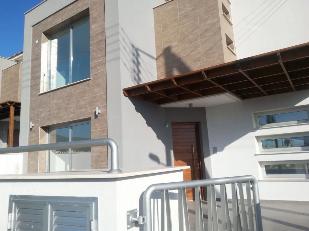 3 Bedroom House for Sale in Moni, Limassol District