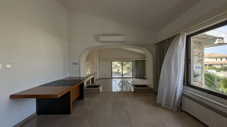 3 Bedroom House for Sale in Aglantzia, Nicosia District