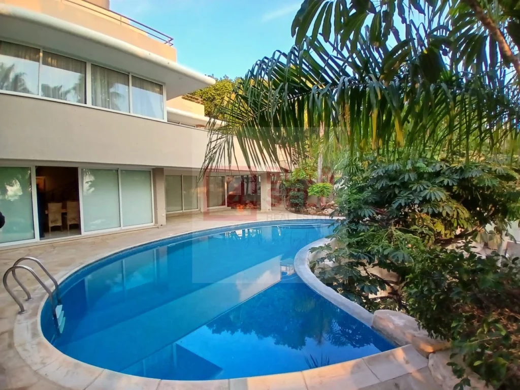 4 Bedroom House for Sale in Limassol – Agia Fyla