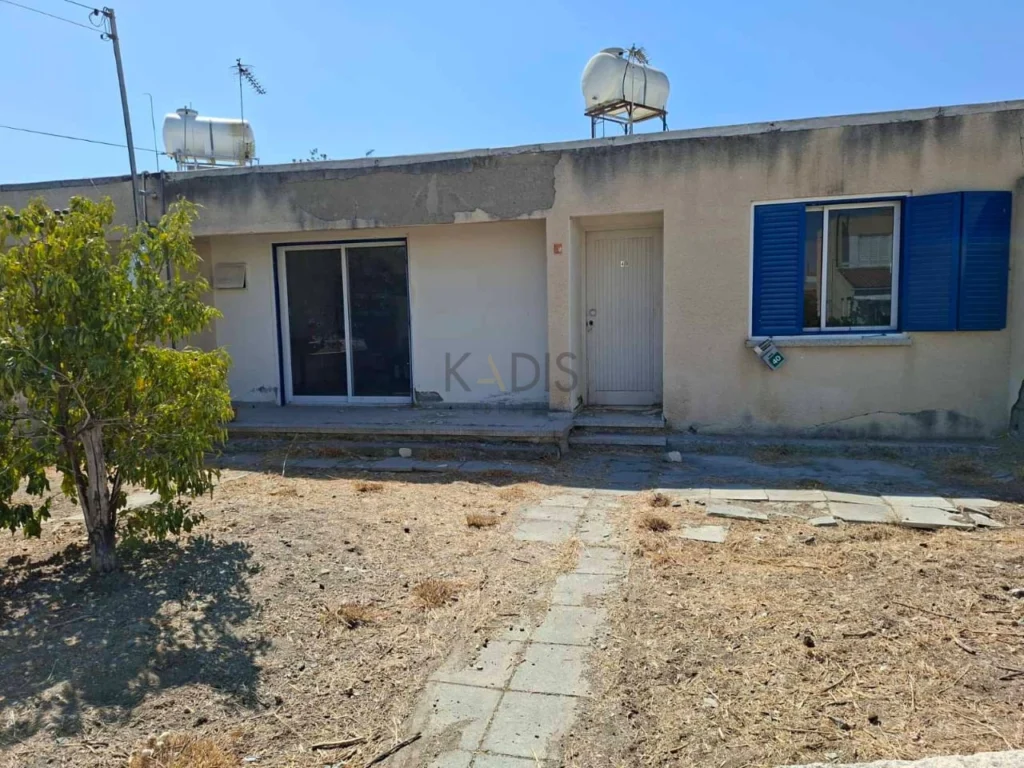 2 Bedroom House for Sale in Latsia, Nicosia District