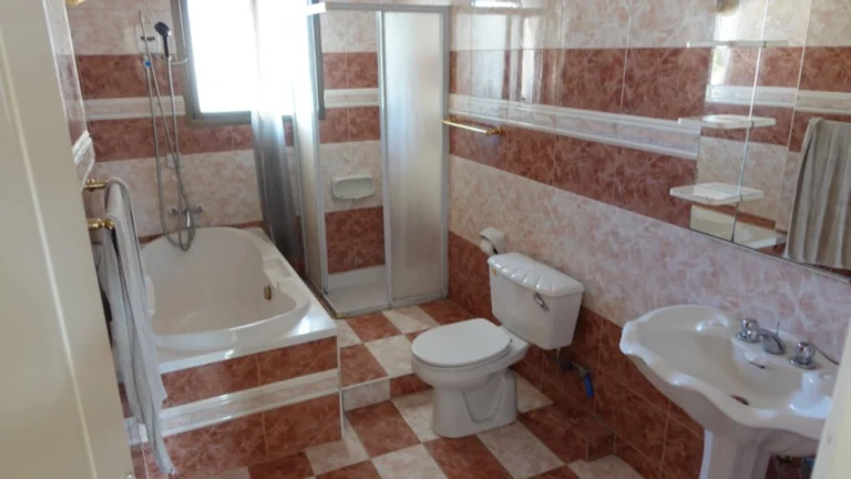 5 Bedroom House for Rent in Empa, Paphos District