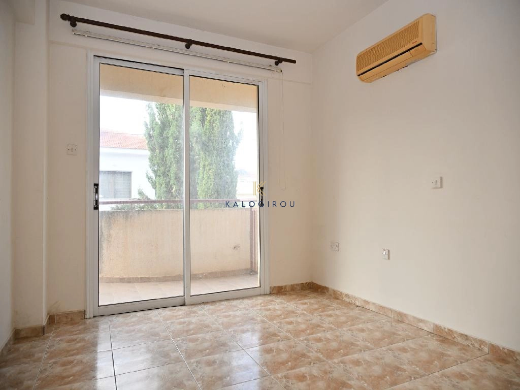 2 Bedroom Apartment for Sale in Pervolia Larnacas