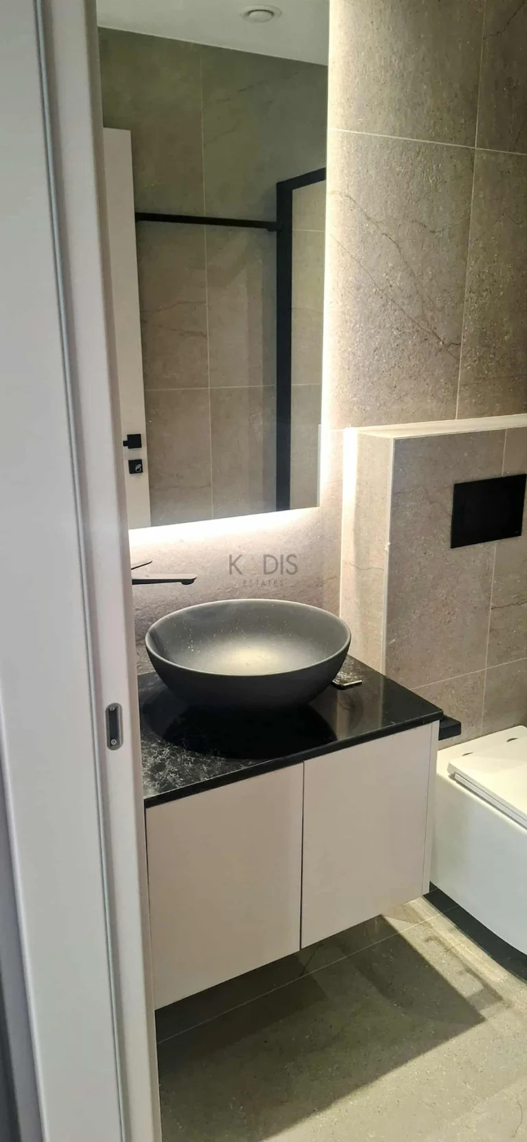 3 Bedroom Apartment for Sale in Kato Polemidia, Limassol District