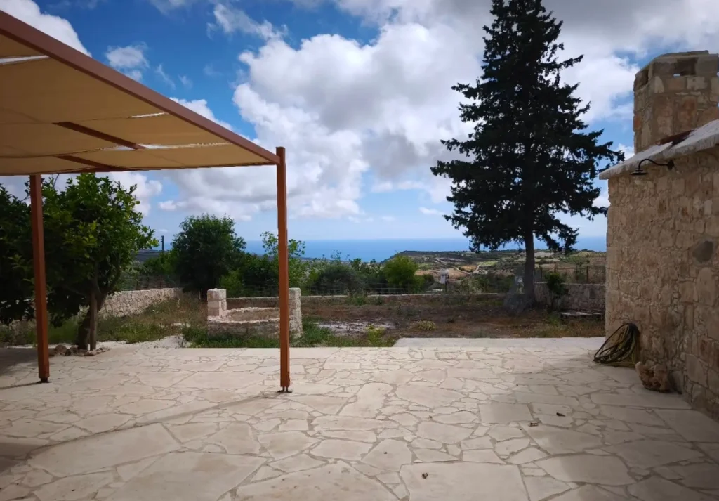 2 Bedroom House for Sale in Ineia, Paphos District