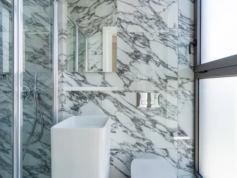 4 Bedroom Apartment for Sale in Agios Tychonas, Limassol District