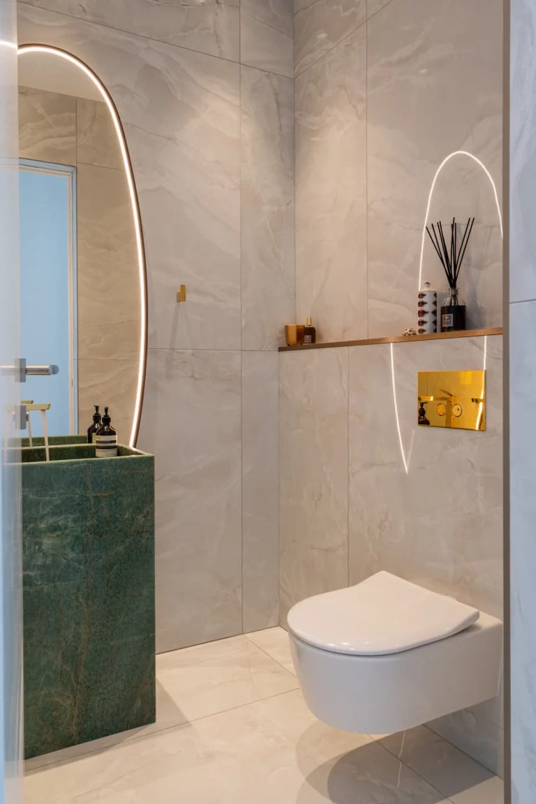 5 Bedroom Apartment for Sale in Agios Tychonas, Limassol District