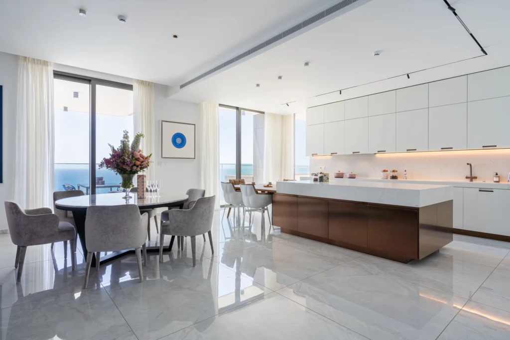 5 Bedroom Apartment for Sale in Agios Tychonas, Limassol District