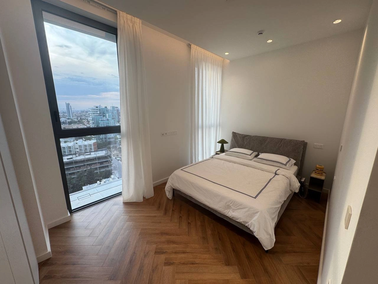 2 Bedroom Apartment for Rent in Agios Tychonas, Limassol District