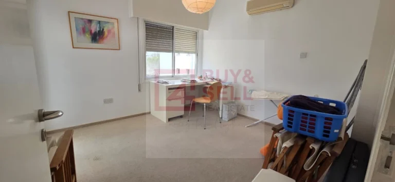 4 Bedroom Apartment for Sale